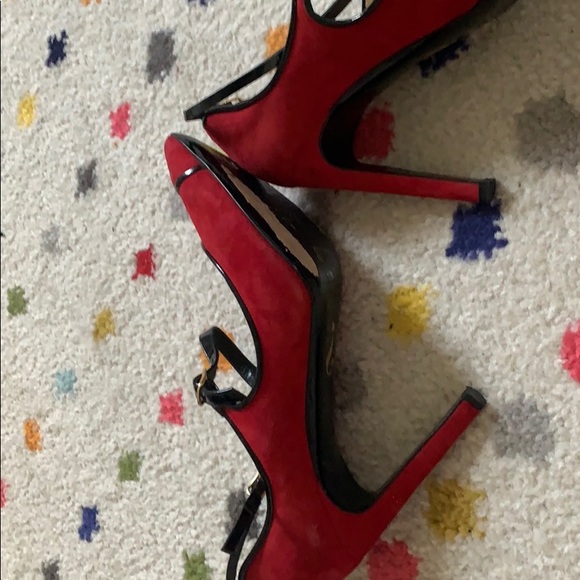 Heels 👠 - Picture 2 of 3